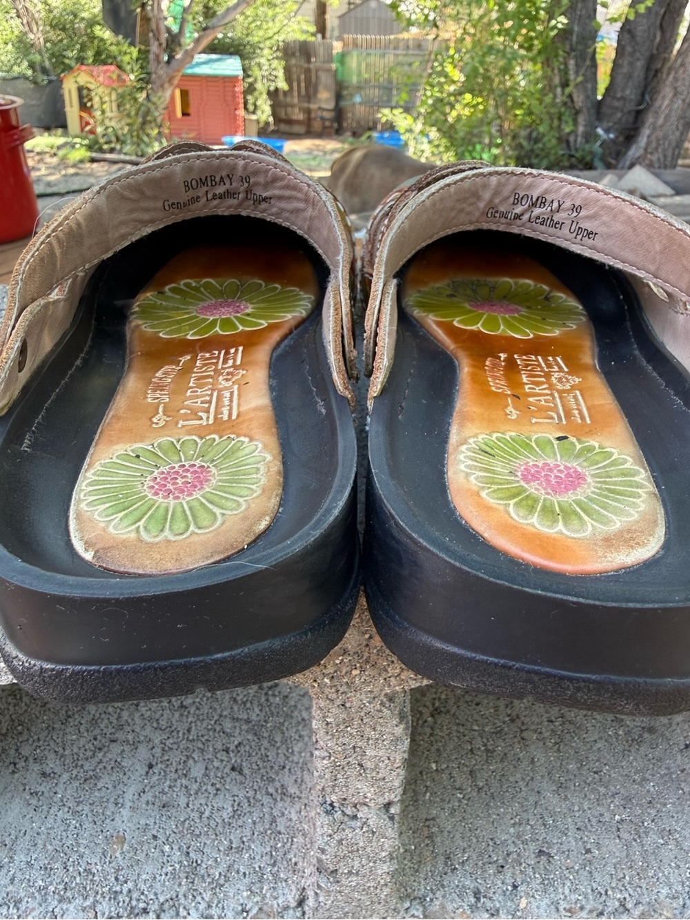 L'Artiste by Spring Step Bombay slingback clogs hand-painted leather cutouts - Picture 7 of 8